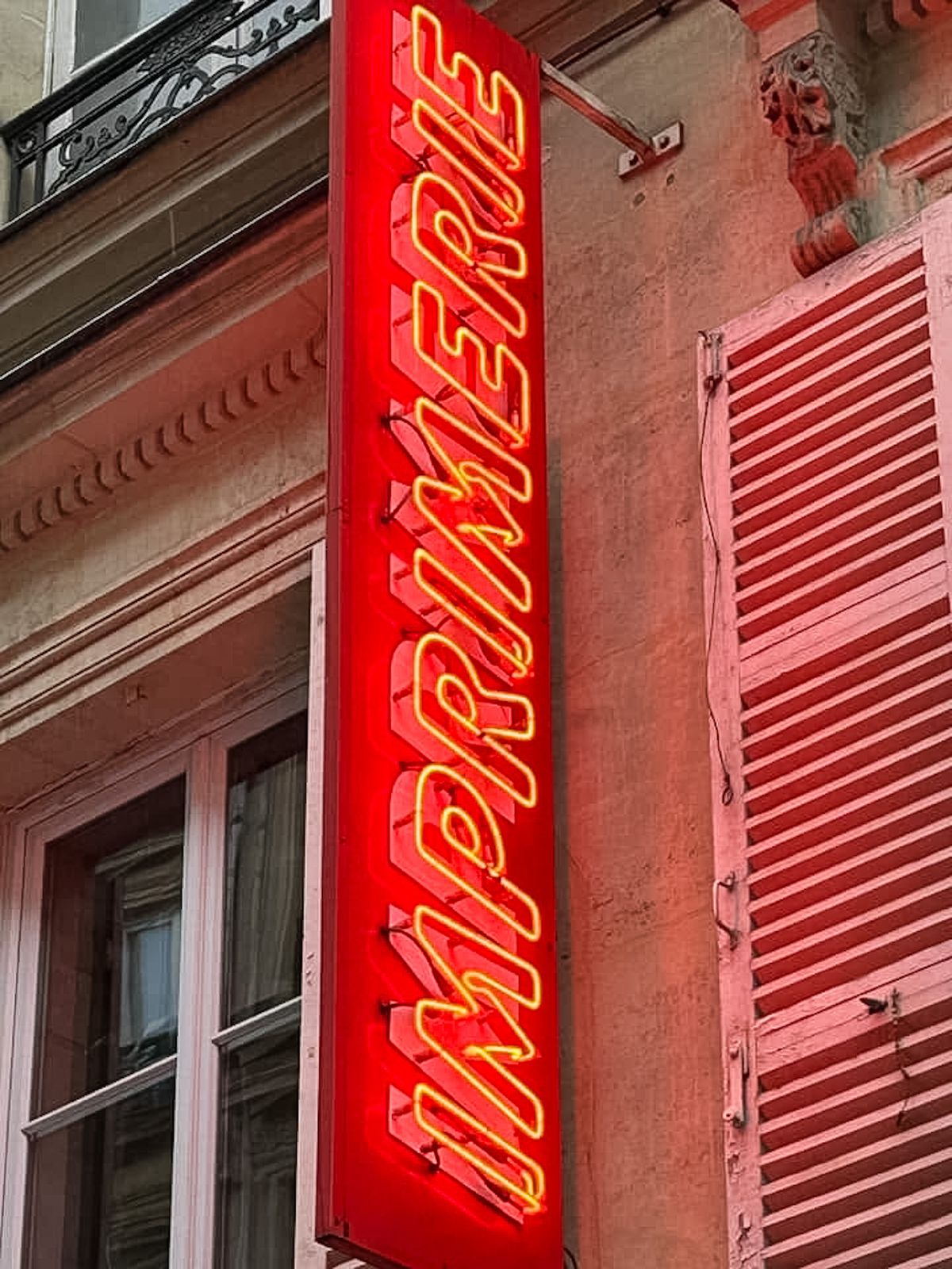 Enseigne drapeau néon LED, imprimerie, Paris 15e